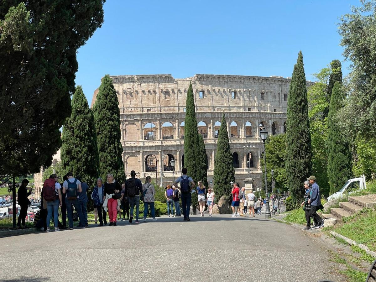 Colosseum-Apartments Rzym Zewnętrze zdjęcie