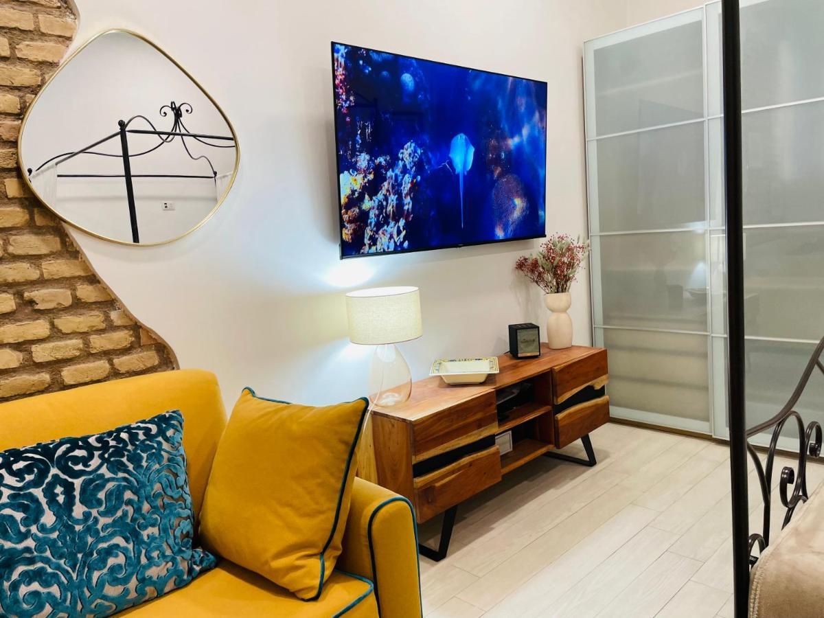 Colosseum-Apartments Rzym Zewnętrze zdjęcie