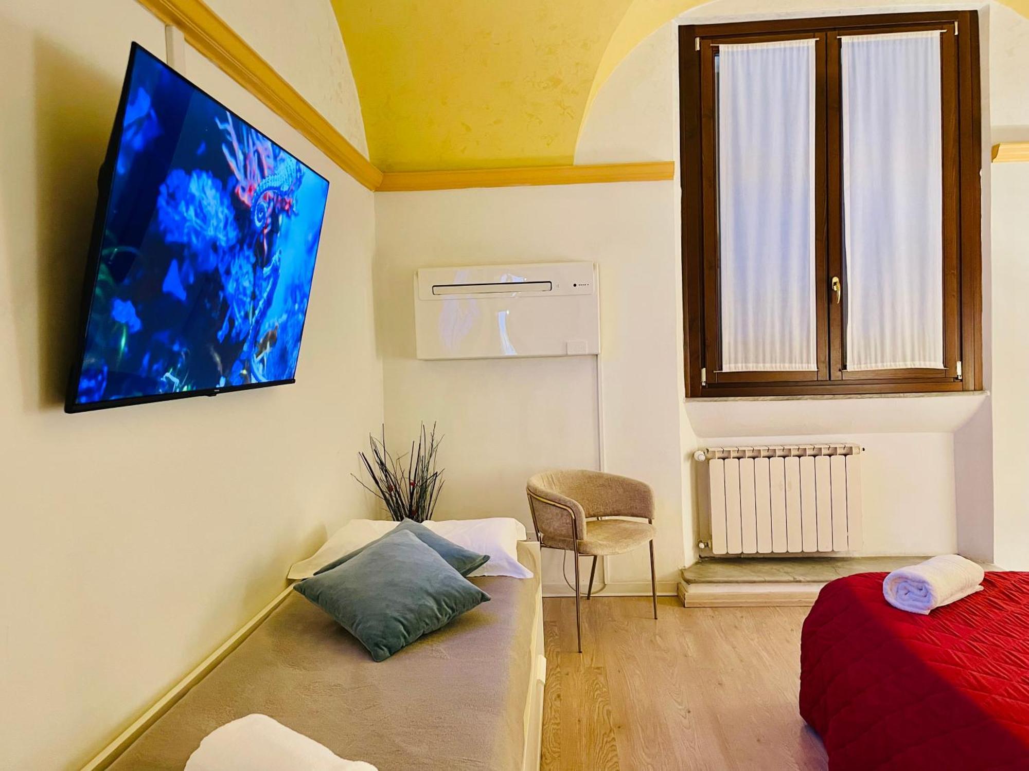 Colosseum-Apartments Rzym Zewnętrze zdjęcie