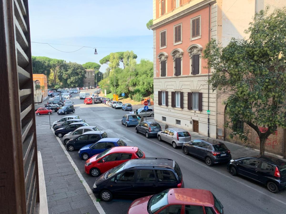 Colosseum-Apartments Rzym Zewnętrze zdjęcie